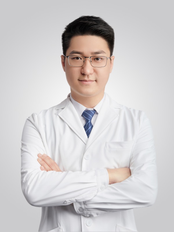 陳何熙醫師